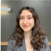 Étudiante à SciencesPo Paris donnant des cours de soutien et d'aide à la préparation au Brevet des Collèges